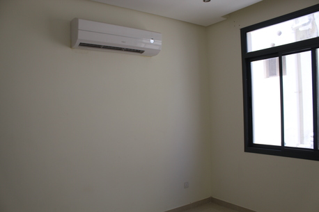 Bhd 210/month, 2 Br, 150 Sq. Meter, Luxurious 2 Bhk Semi Furnished Flat For Rent In Riffa Near Exotic Car
